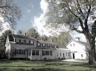 27 Shaker St, New London, NH 03257