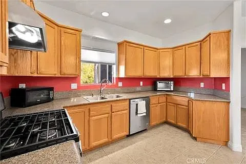 72440 Sun Valley Dr — Photo 6
