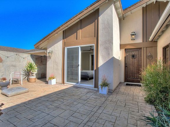 4th image of 858 Camino De Los Mares