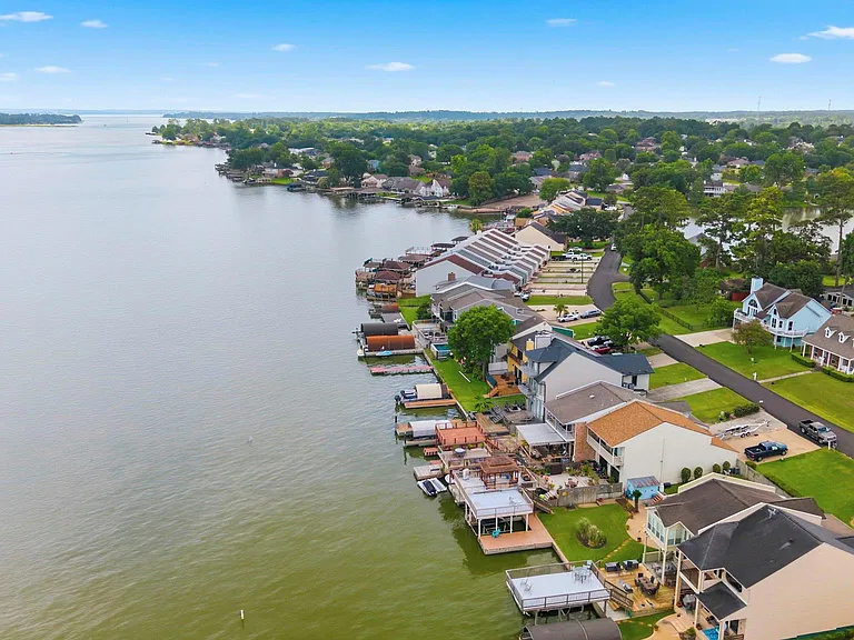 1208 Lake View Dr — Photo 46