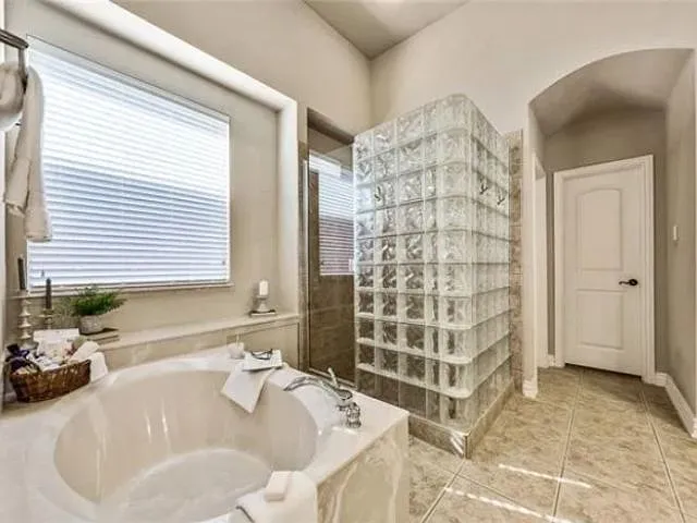 935 Pelican Dr — Photo 6