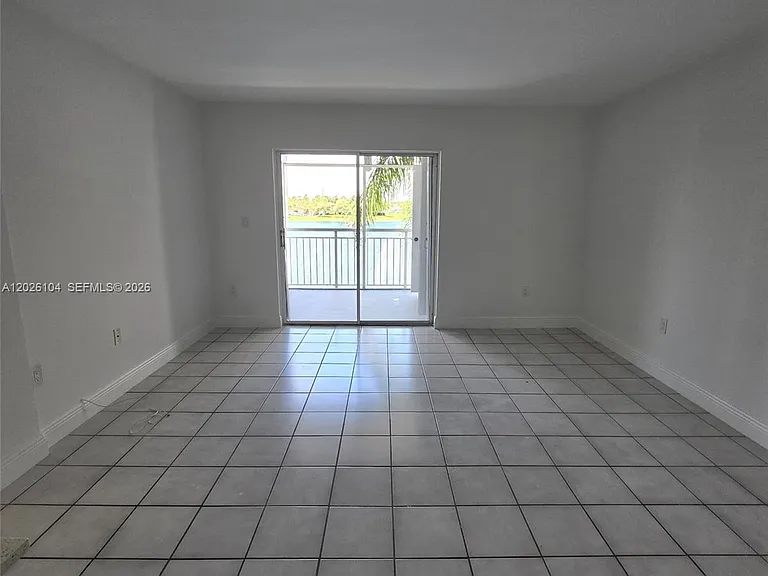 8600 SW 212th St #308 — Photo 11