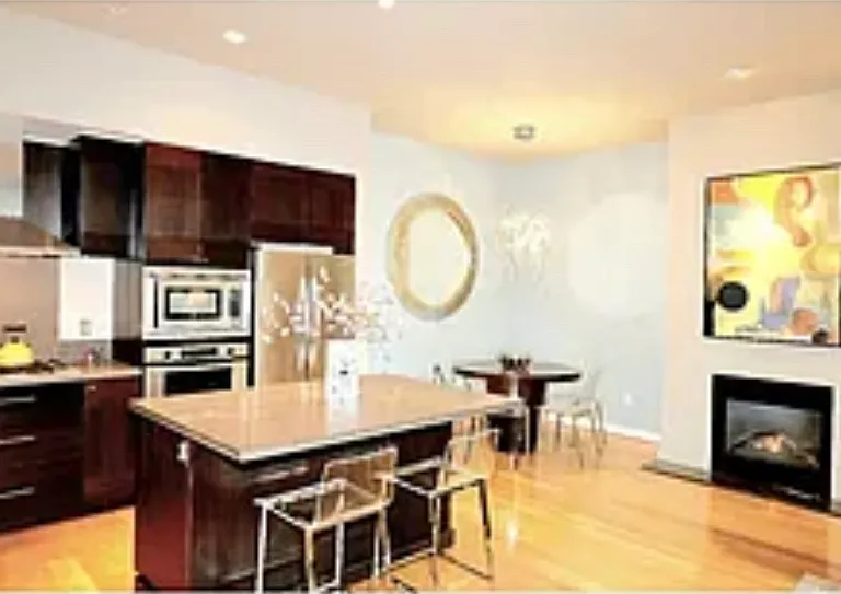 1900 SW River Dr #108 — Photo 9