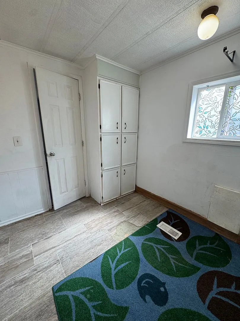 Comfortable 3-bedroom, 2-bath house — Photo 3