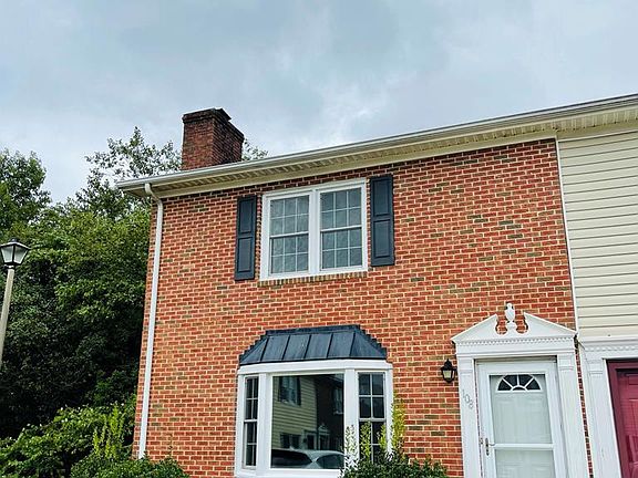 2nd image of 108 Dominion Ct