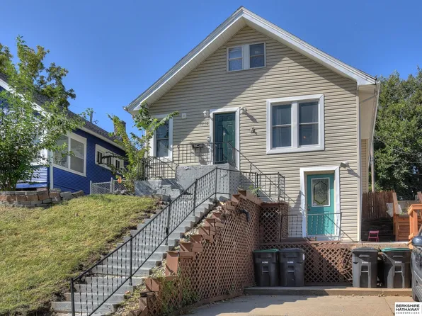 1210 S 25th Ave, Omaha, NE 68105
