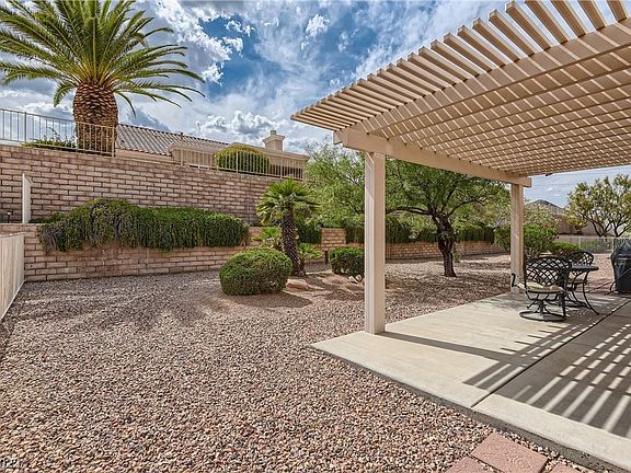 4th image of 3105 Lotus Hill Dr