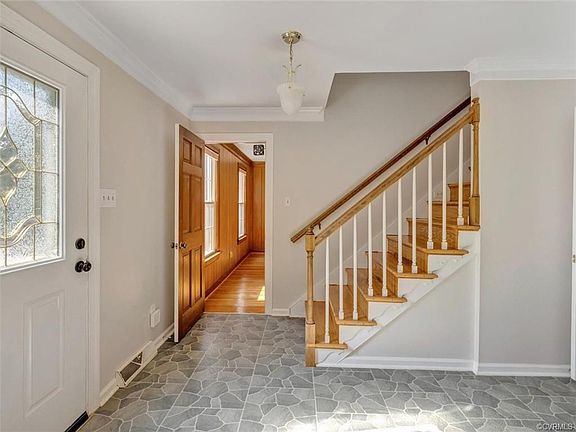 5th image of 8232 Capelwood Dr