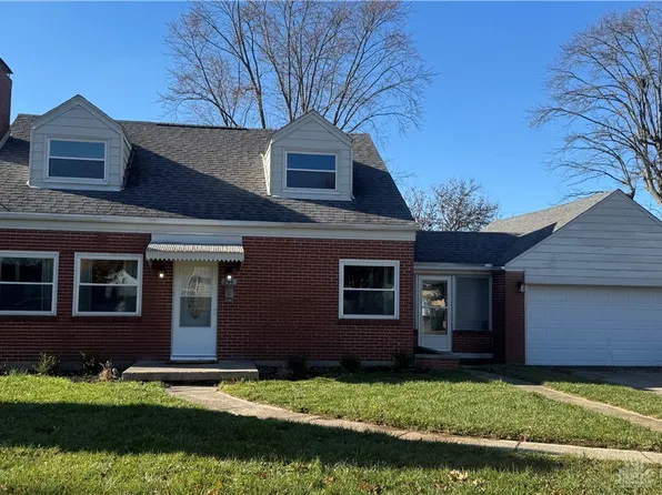 211 N Clay St, New Carlisle, OH 45344