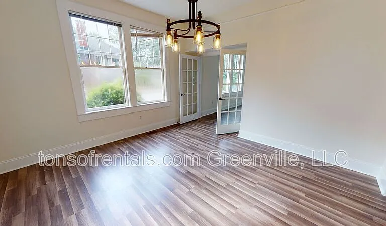 326 S Spring St — Photo 6