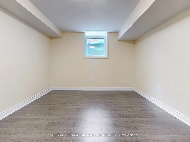 38 Havanna Cres #BASEMENT — Photo 18