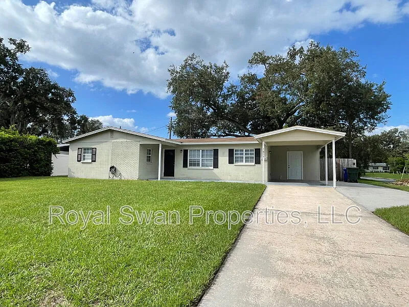 3 bed, 2.0 bath, 1446 sqft, $1,895 — Photo 1