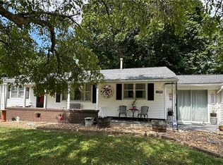 714 Parras St, Danville, IL 61832