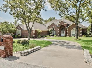 9402 Gleneagles Dr, Granbury, TX 76049