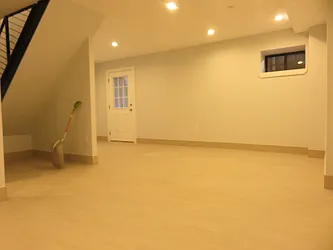 Rented by Rennit Inc.