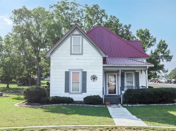 302 N Winkler St, Gorman, TX 76454