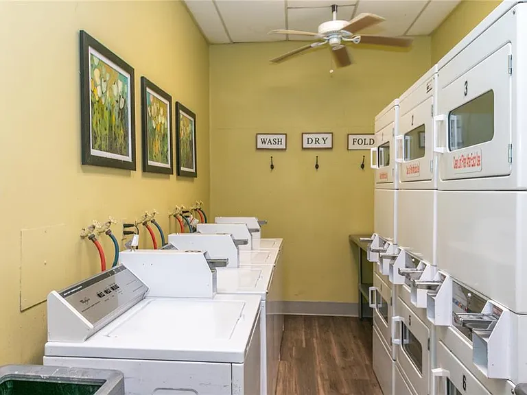400 Island Way #212 — Photo 49