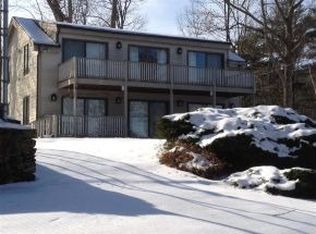 27 Acorn Dr, Alton Bay, NH 03810