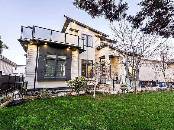 2nd image of 14517 72nd Ave