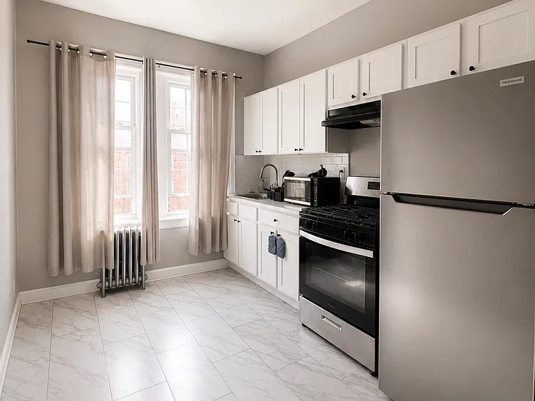 478 Roseville Ave #5 — Photo 12