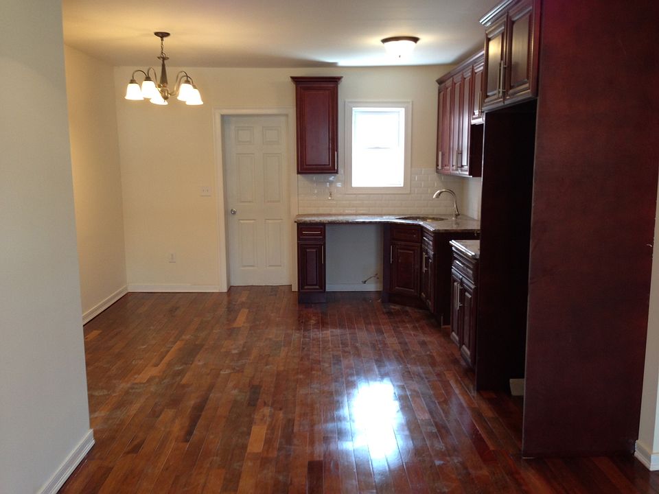 1st image of 11415 145th St
