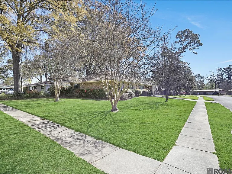 7005 Whitlow Dr — Photo 2