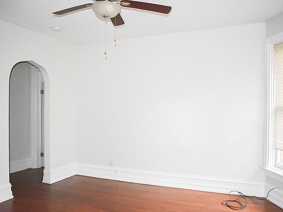 2nd image of 25 Saint Johns Pl