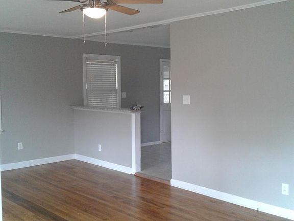 Living room, new ceiling fan