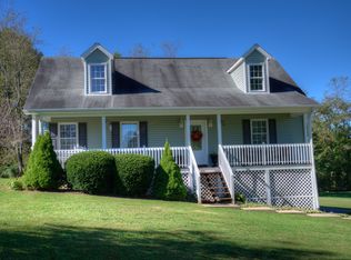 33562 Spring Hill Dr, Glade Spring, VA 24340