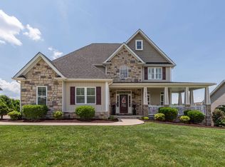 229 Jocelyn Ln, Waynesboro, VA 22980