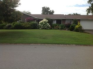 2905 Staffordshire Dr, Powell, TN 37849