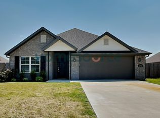 2817 Suncrest Ave, Springdale, AR 72764