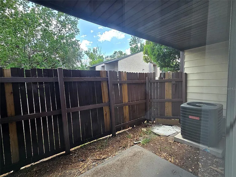 4001 Woodfern Dr #C-1 — Photo 4