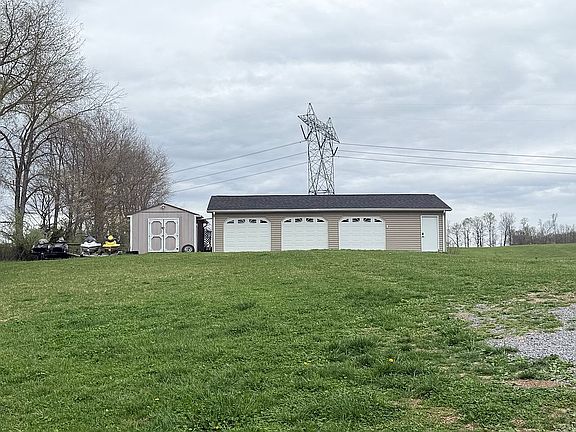 3rd image of 25684 Watauga Rd