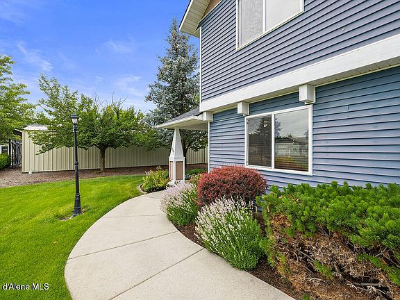 3rd image of 3306 E Lashawn Ct