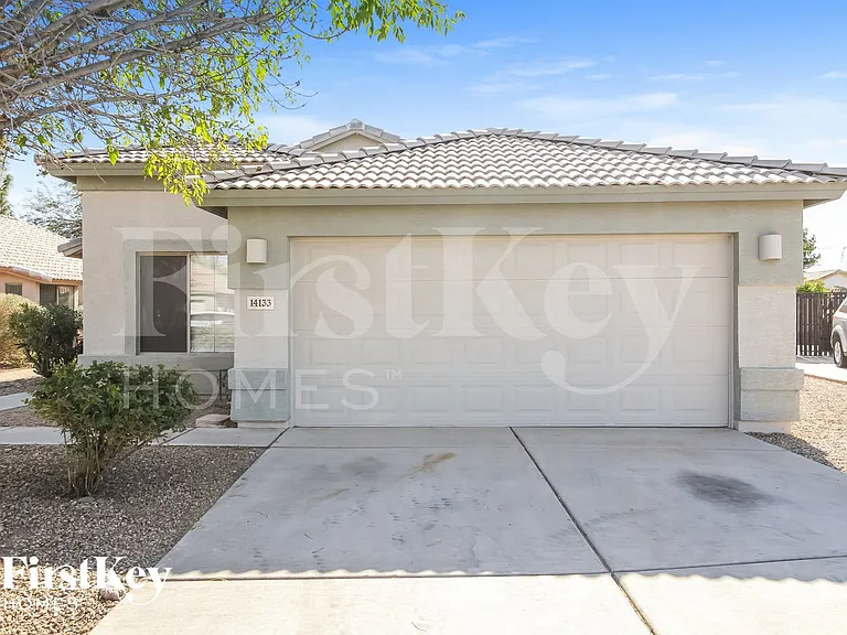 14133 W Two Guns Trl — Photo 1