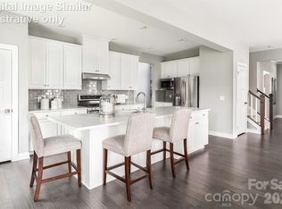 3966 Kelton Way, Charlotte, NC 28216