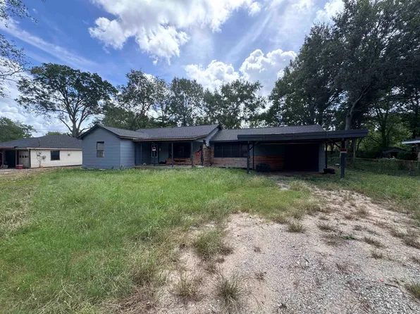 6795 Willis Ln, Beaumont, TX 77708