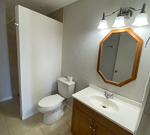 4th image of 2036 S Oceanshore Blvd #2038-B