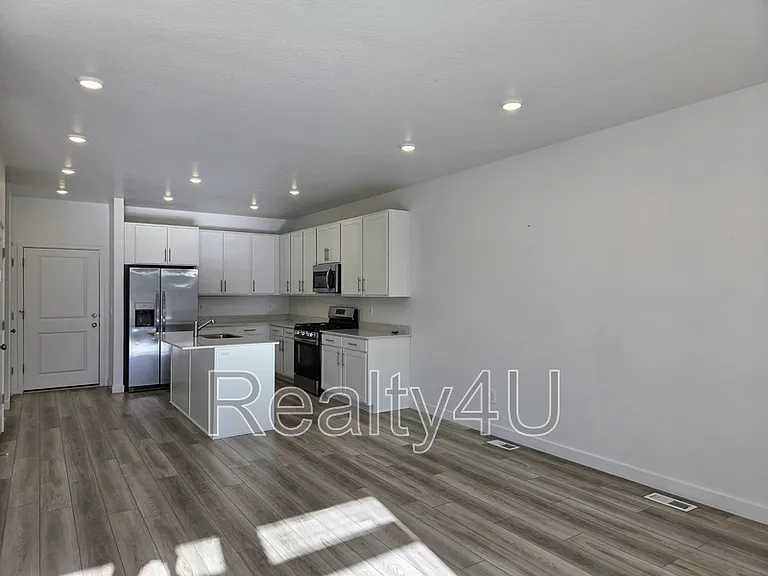 10026 W Dorado Way #1 — Photo 5