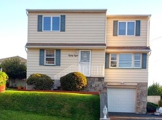 88 Highview Dr, Woodland Park, NJ 07424