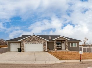 4859 N Sagewood Ln, Cedar City, UT 84721
