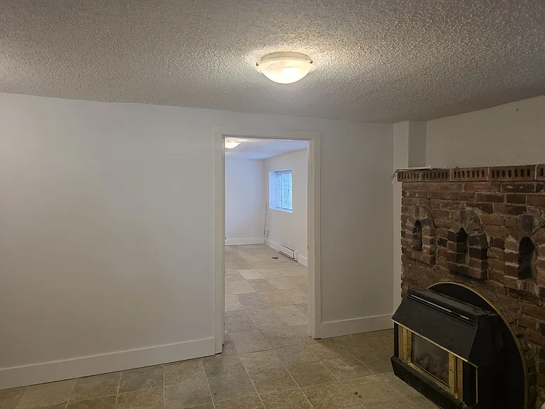 3521 W 1st Ave #BASEMENT — Photo 14
