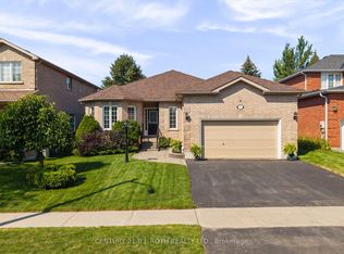 14 Prince George Cres, Barrie, ON L4N0K8