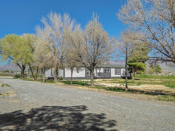 2nd image of 1850 W Simkins Rd