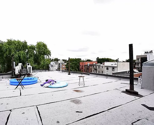 Rented by Cityside Rentals Corp | media 12