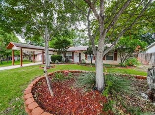 209 Maple Dr, Schertz, TX 78154