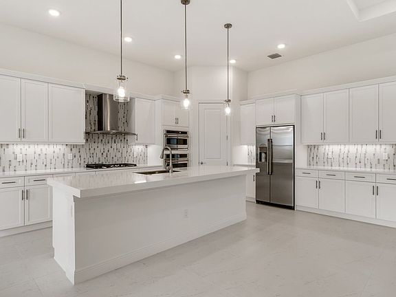 Riley Model Kitchen