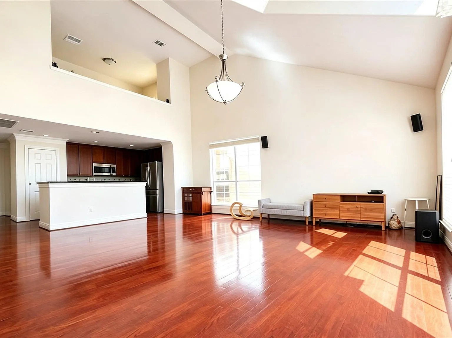 2 bed, 3.0 bath, 1820 sqft, $2,150 — Photo 3