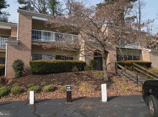 6B Olympic Dr, Shillington, PA 19607